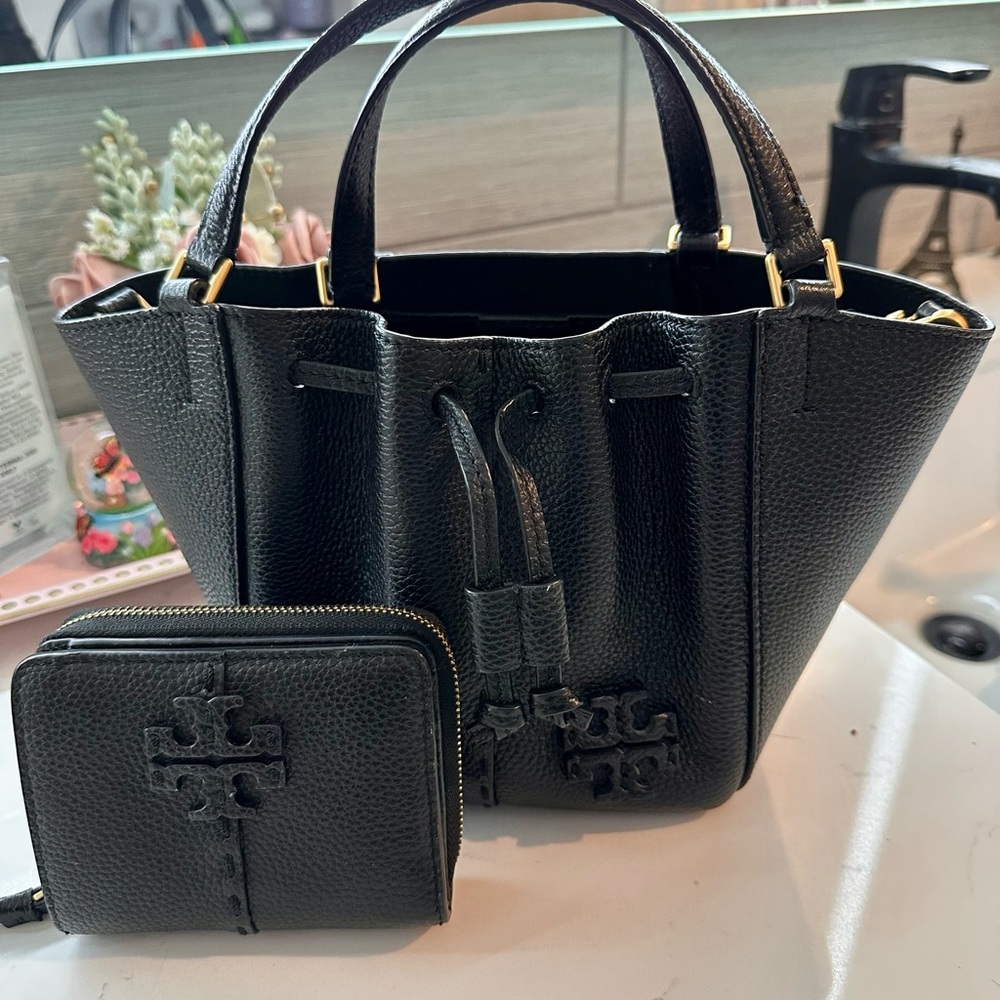 Tory Burch McGraw Dragonfly bag and wallet set